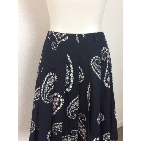 Club Monaco Skirt Pleated Paisley Print - Picture 6 of 7